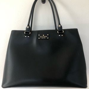 Leather Kate Spade laptop toe.